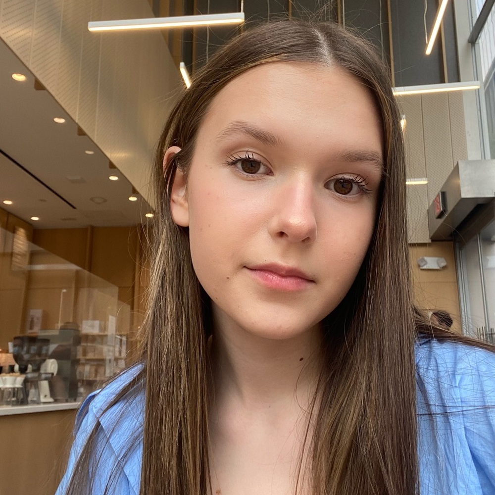 Meet your Posher, Ella